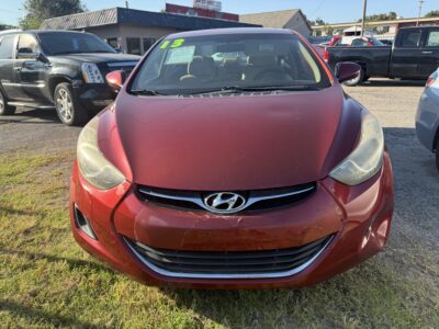 2013 HYUNDAI ELANTRA