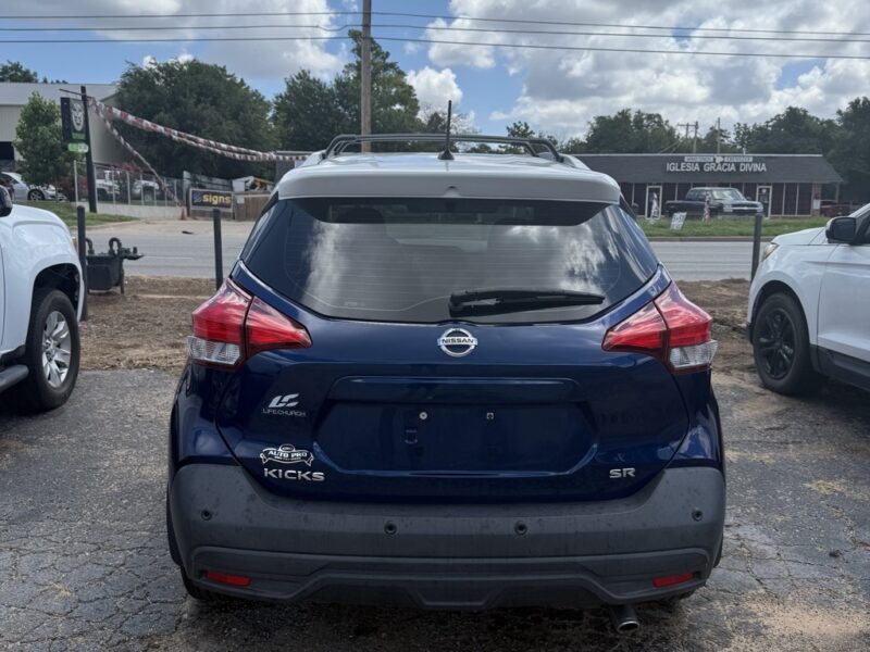 2020 Nissan Kicks