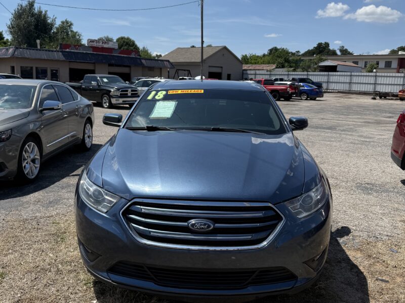 2018 Ford Taurus