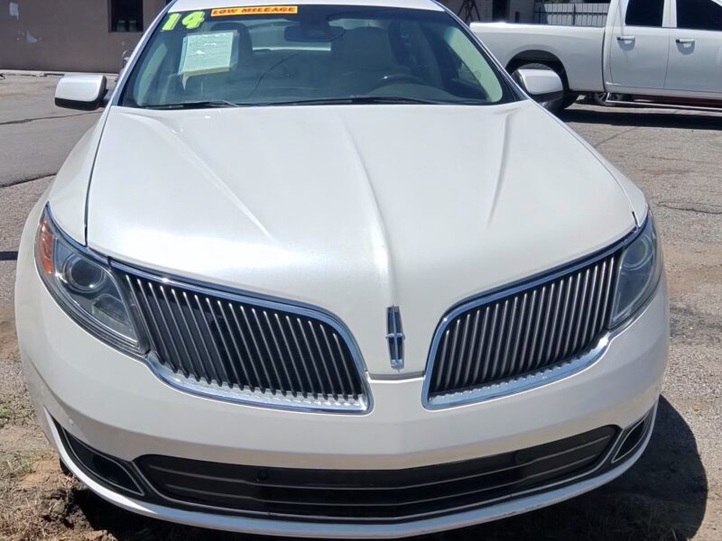 2014 Lincoln MKS