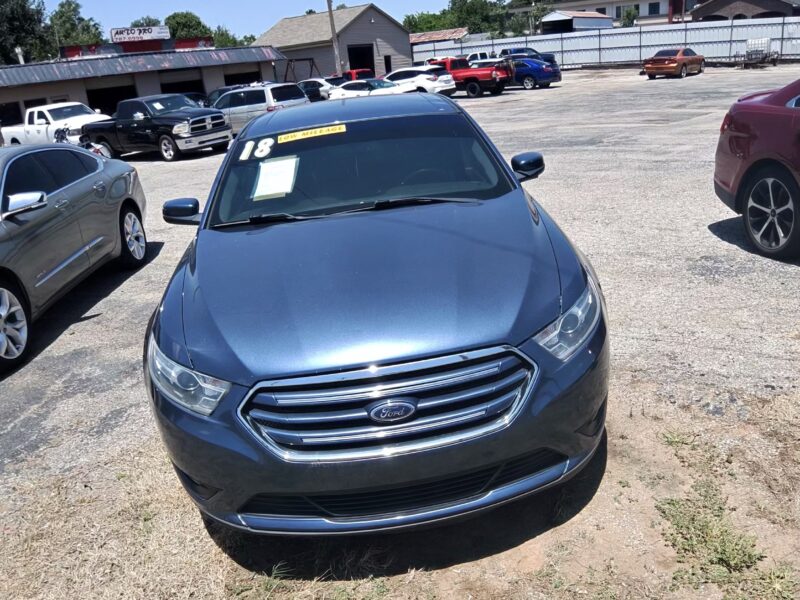 2018 Ford Taurus