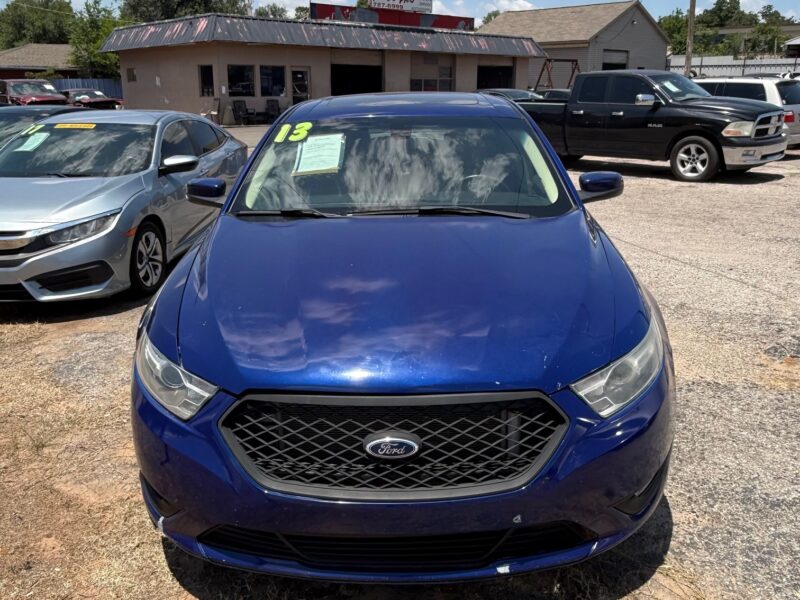 2013 Ford Taurus