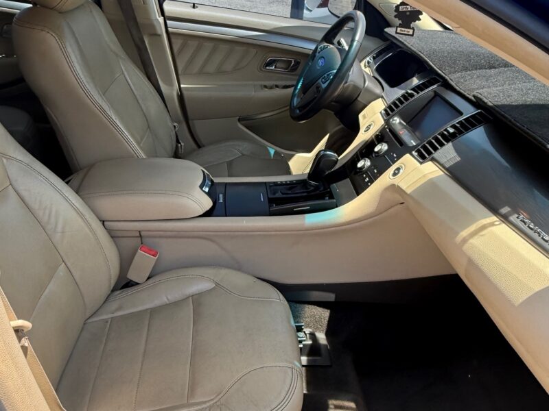 2013 Ford Taurus