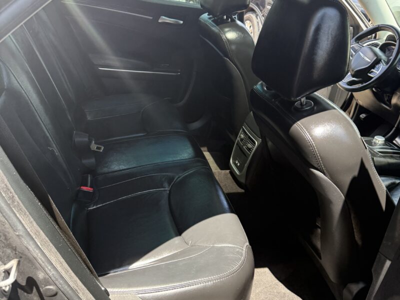 2018 Chrysler 300