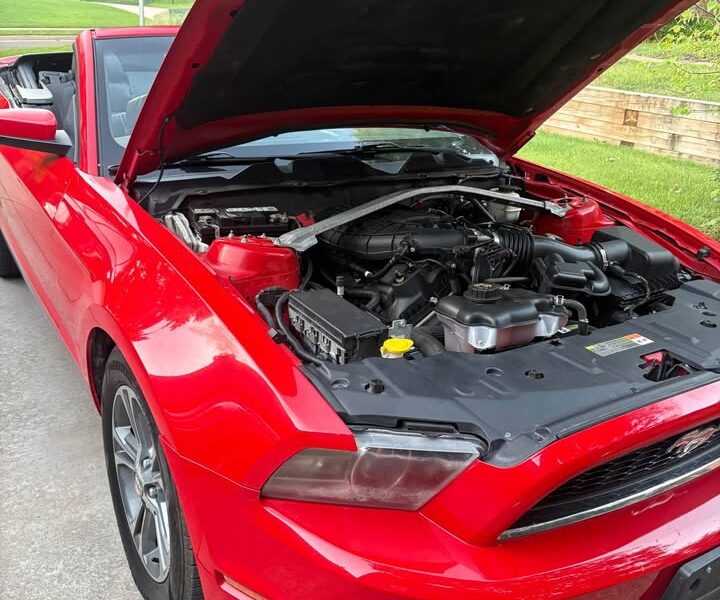 2014 Ford Mustang Premium Convertible